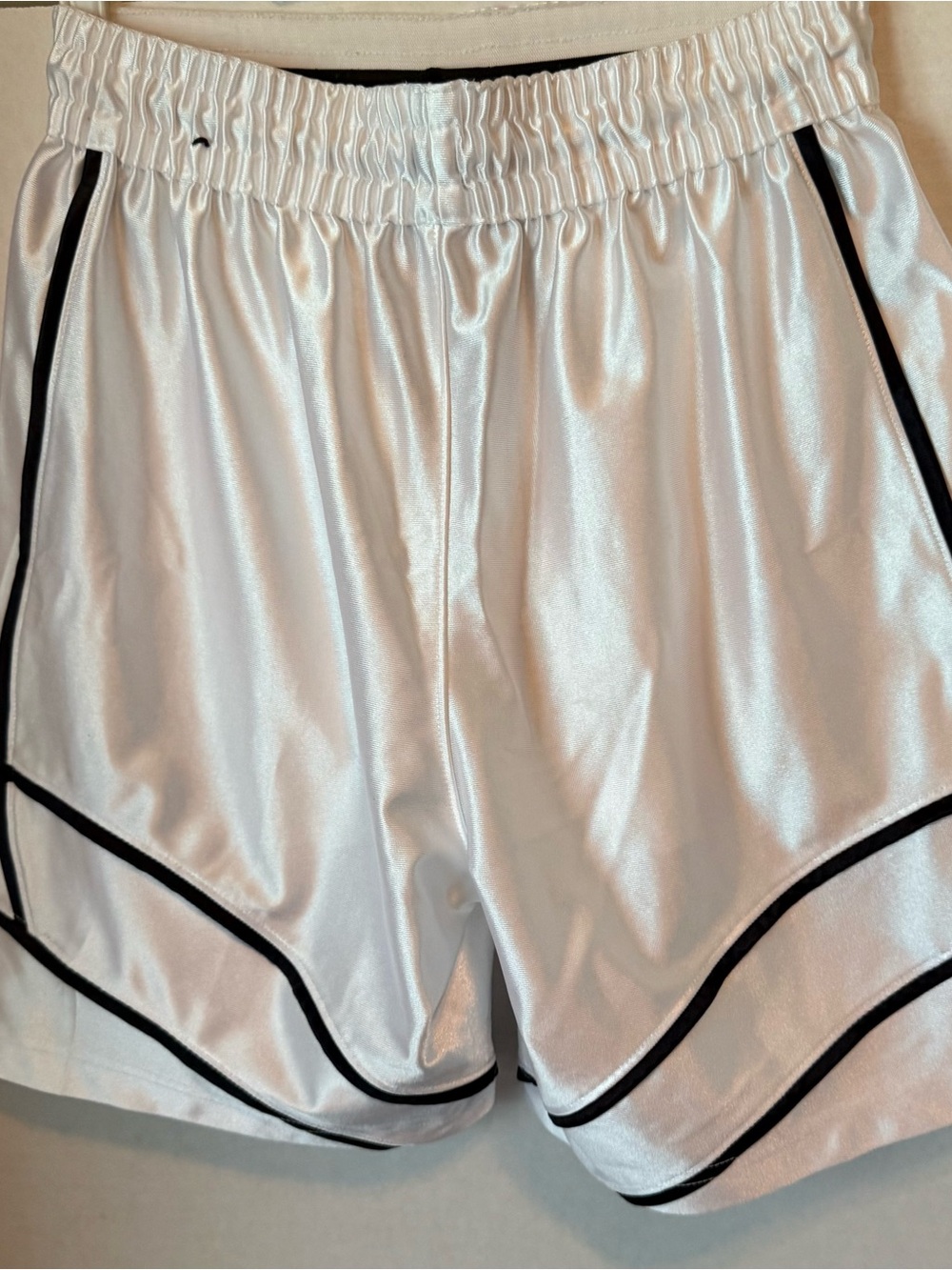Nike White Basketball Shorts with Black Trim and Swoosh - Picture 4 of 4